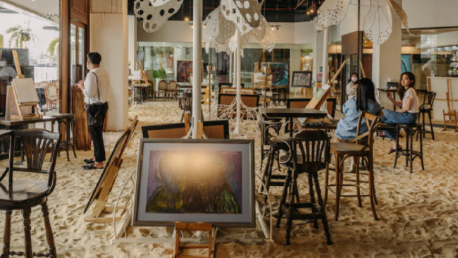‘Soul Salt’ Paint Bar กลิ่นอายทะเลที่ยกหาดทรายมาไว้ริมเจ้าพระยาให้ทุกคนนั่งละเลงสี