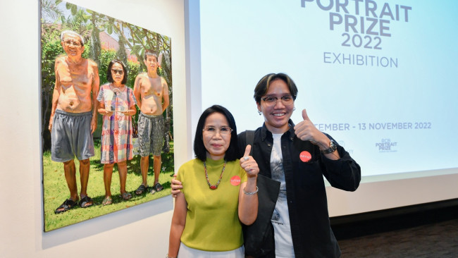 เผยลิสต์! ผู้ชนะการประกวด RCB Portrait Prize 2022